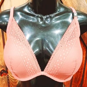 Victoria's Secret NWT sz 38D INCREDIBLE bra